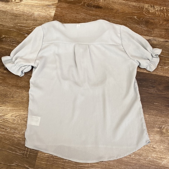 Button down SILK Blouse - Picture 5 of 6